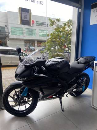 YAMAHA YZF R15 